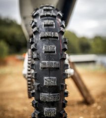 Zadní pneu TECH 6.2 Enduro FIM 140/80-18 Gibson