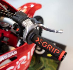 CNC kryt páčky plynu X-GRIP