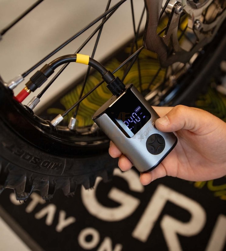 BLOWJOB Battery Air Pump X-GRIP